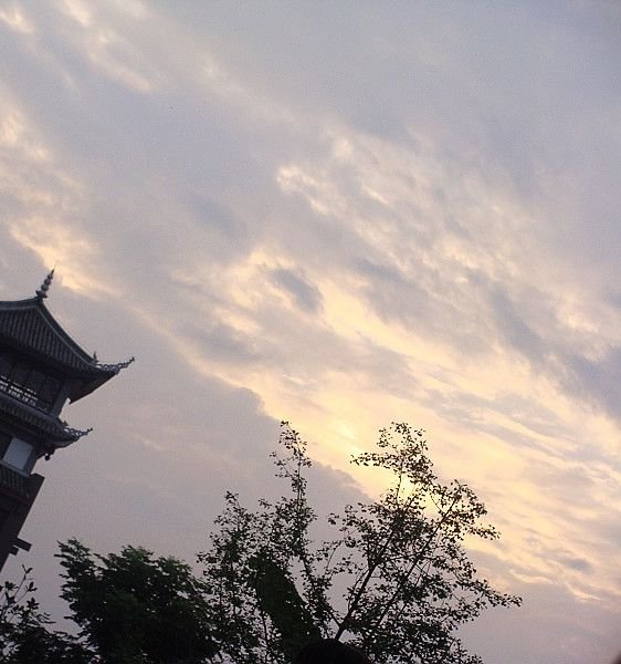 峨眉傍晚印象